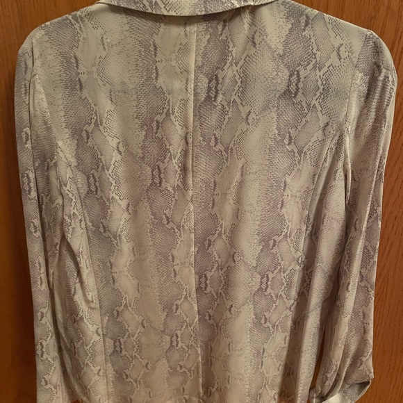 Babaton Silk Cardigan/Jacket - Picture 2 of 4